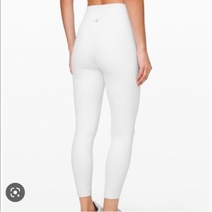 White Lululemon aligns 28”! Size 4